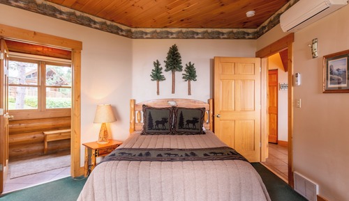 Log Home 1 Bedroom