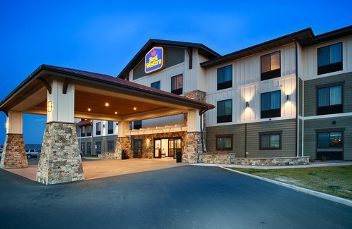 Shelby Hotel | Best Western Shelby Inn & Suites