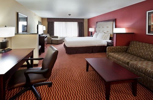 Great Falls Hotel | Holiday Inn Express and Suites Great Falls, an Ihg Hotel