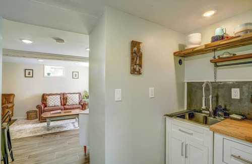 Franklin to the Fort Apartment | Lovely New Studio WiFi, Fenced Yard, Washer Dryer, Private Parking in Missoula