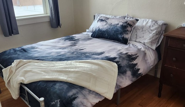 Cozy 1 Bedroom Apartment in the Middle of downtown Havre